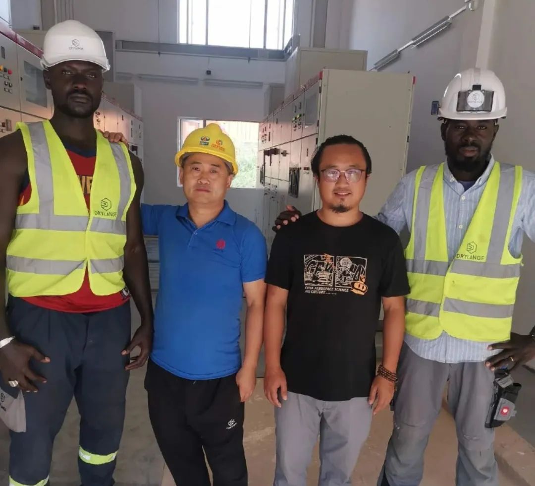 成都市郫都区唐昌镇党委书记莅临永利电器进行工作调访和安全检查